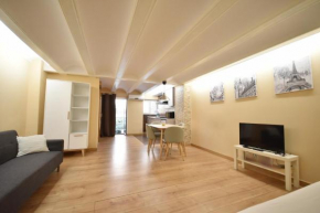 Centrico apartamento al lado de Torres de Quart